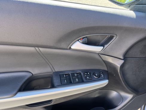 Used 2010 Honda Accord EX-L image 17