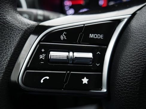 Used 2023 Kia Forte LXS image 12