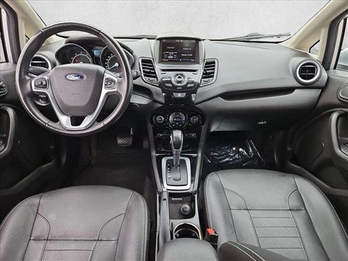 Used 2014 Ford Fiesta Titanium image 22