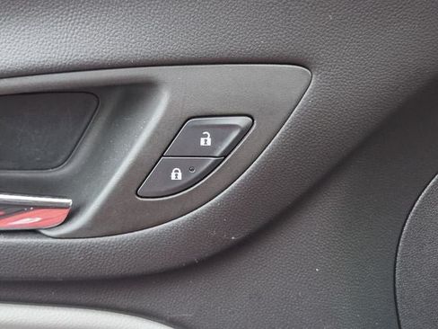 Used 2024 Chevrolet Equinox LS w/ Driver Confidence II Package FWD image 38