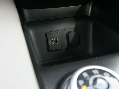 Used 2026 Ford Explorer Active w/ Active Comfort Package RWD image 23