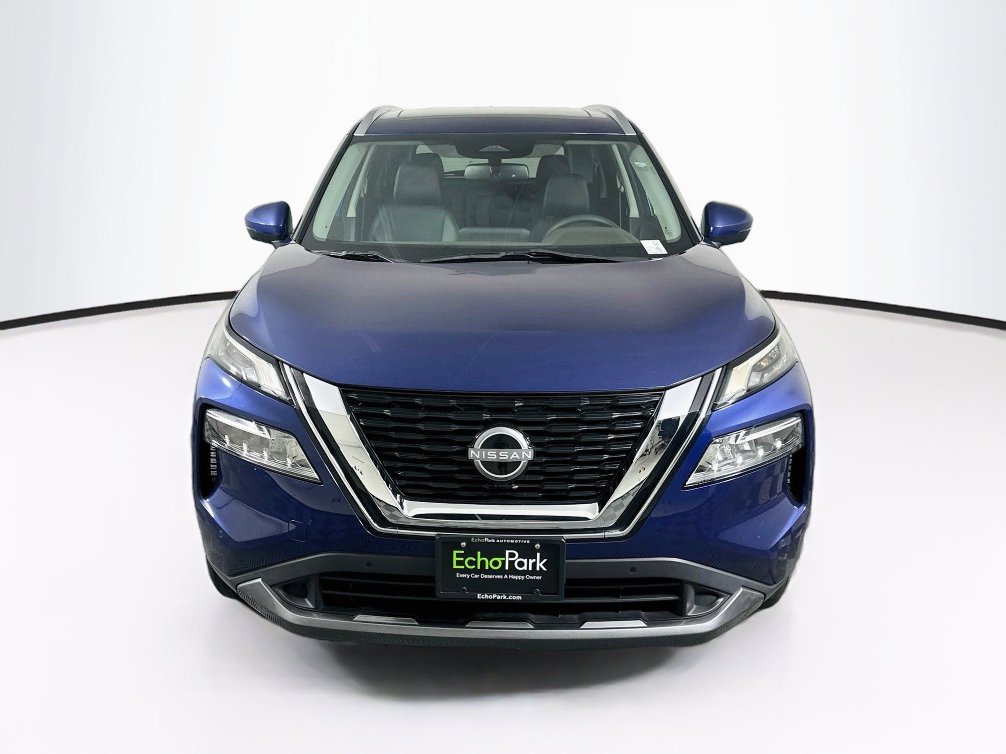 Used 2023 Nissan Rogue SL w/ SL Premium Package FWD image 2