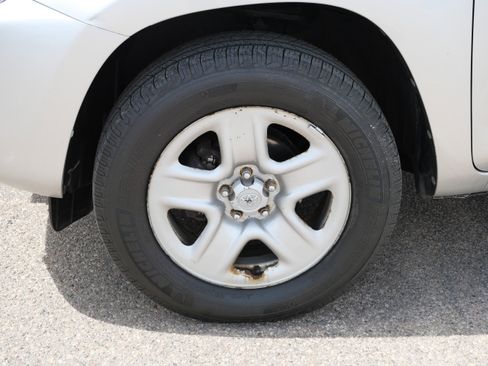 Used 2011 Toyota RAV4 2WD w/ Base L4 Extra Value Pkg image 15