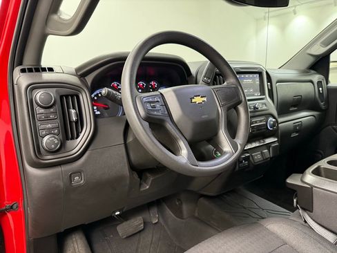 Used 2023 Chevrolet Silverado 1500 Custom image 16