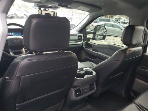 Used 2024 Ford F250 Lariat w/ Lariat Ultimate Package image 11
