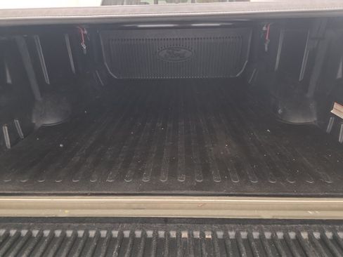 Used 2017 Ford F150 XLT w/ Equipment Group 302A Luxury AWD/4WD image 17