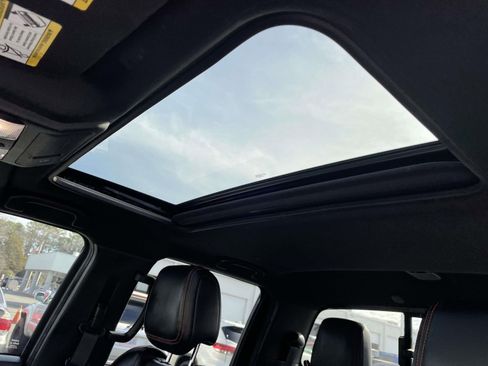 Used 2023 Nissan Frontier PRO-4X w/ Pro-4X Premium Package image 24