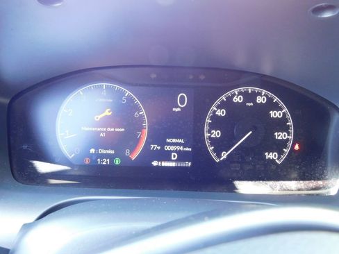 Certified 2025 Honda HR-V LX image 11