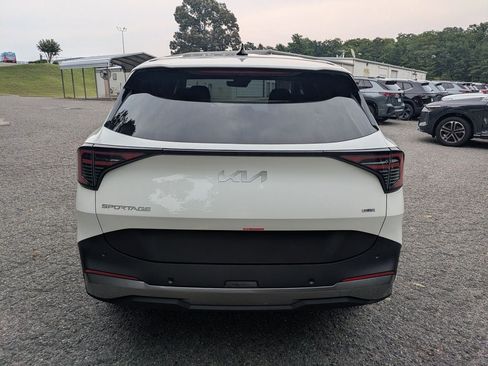 Used 2026 Kia Sportage S AWD/4WD image 5