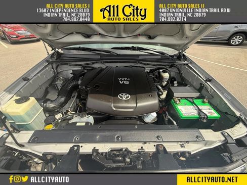 Used 2005 Toyota Tacoma PreRunner RWD image 44