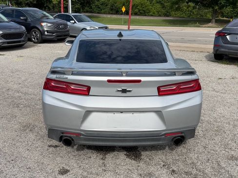 Used 2018 Chevrolet Camaro LT RWD image 6