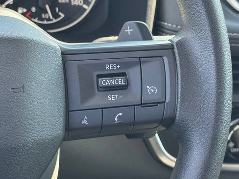 Certified 2025 Nissan Rogue S FWD image 16