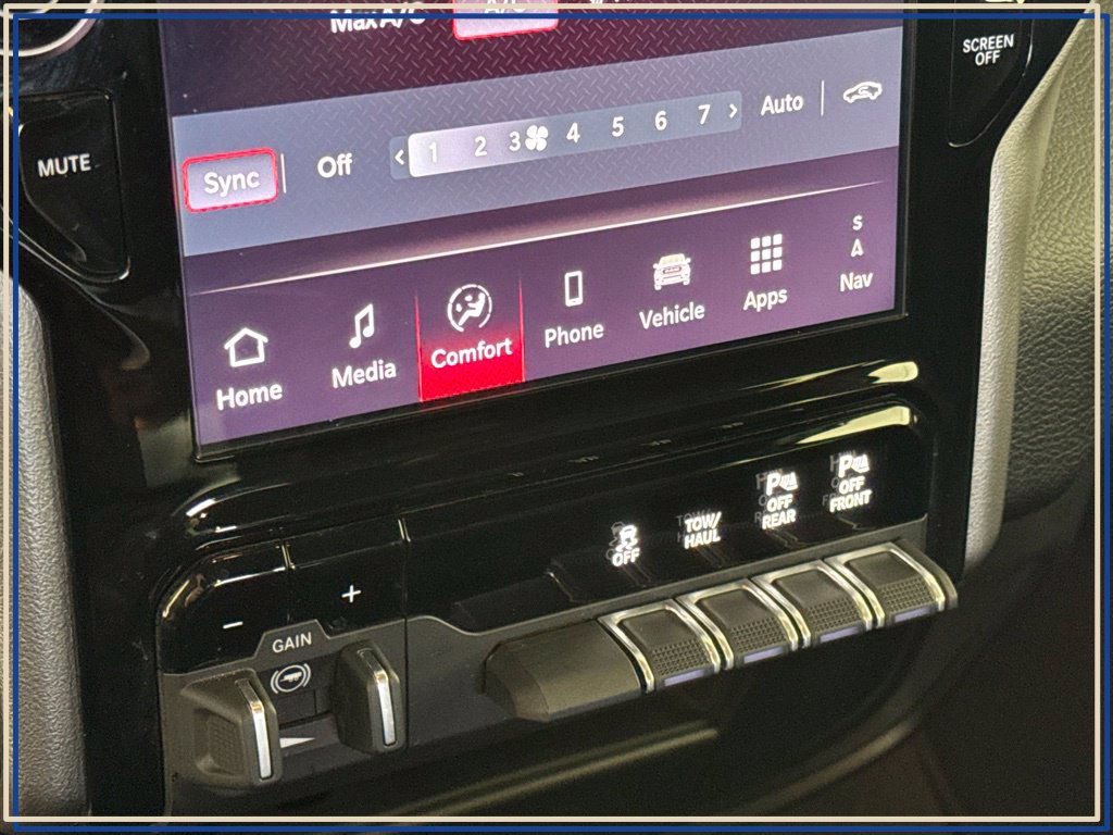 Certified 2026 RAM 2500 Big Horn AWD/4WD image 28