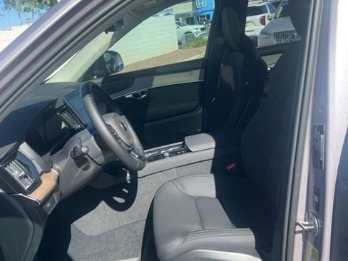 New 2026 Volvo XC90 B5 Plus w/ Protection Package image 19
