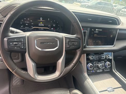Used 2023 GMC Yukon Denali AWD/4WD image 8
