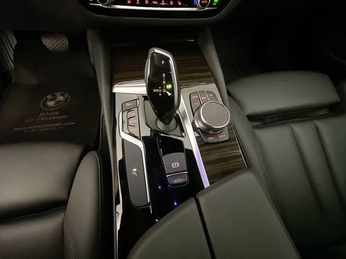 Used 2019 BMW 530i xDrive w/ Convenience Package AWD/4WD image 20