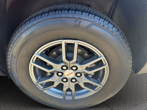 New 2026 GMC Acadia Elevation w/ LPO, Floor Liner Package image 22