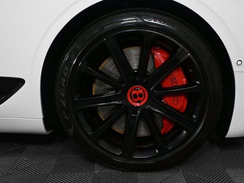 Used 2021 Bentley Continental GT V8 image 33