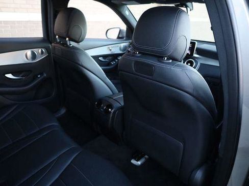 Used 2019 Mercedes-Benz GLC 300 4MATIC image 20