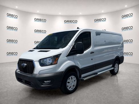 Used 2025 Ford Transit 250 Low Roof w/ Exterior Upgrade Package RWD image 3