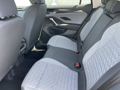 Certified 2025 Volkswagen Tiguan S FWD image 20