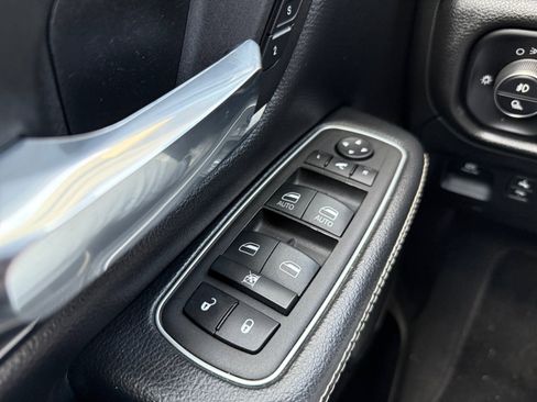 Used 2024 RAM 1500 Laramie image 20