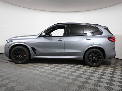 Used 2026 BMW X5 xDrive40i w/ Executive Package AWD/4WD image 2