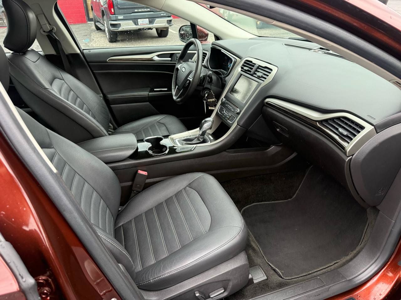 Used 2016 Ford Fusion SE w/ Equipment Group 202A AWD/4WD image 17