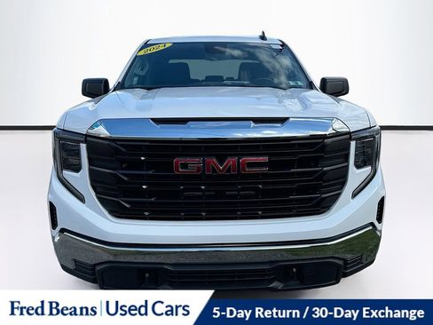 Used 2024 GMC Sierra 1500 Pro w/ Convenience Package AWD/4WD image 2
