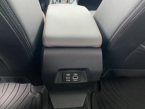 Used 2025 Subaru Crosstrek 2.5i Limited w/ Crosstrek Mirror Package image 33