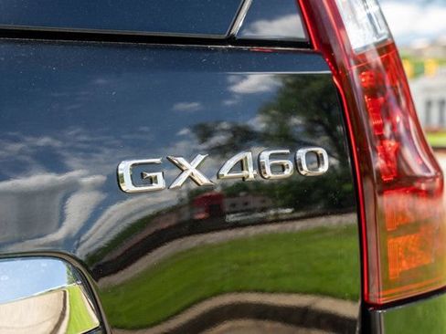 Used 2018 Lexus GX 460 Premium AWD/4WD image 14