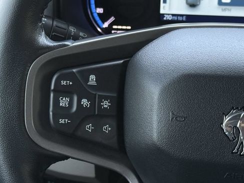 Used 2023 Ford Bronco Wildtrak AWD/4WD image 16