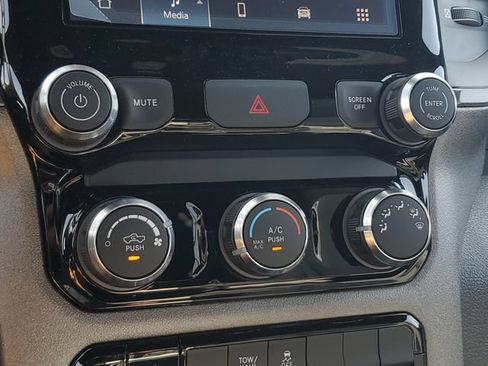 New 2026 RAM 3500 Tradesman w/ Chrome Appearance Group A AWD/4WD image 33