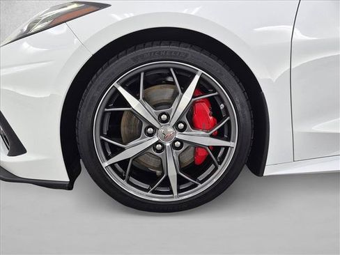 Used 2022 Chevrolet Corvette Stingray Preferred Conv w/ Z51 Performance Package RWD image 22