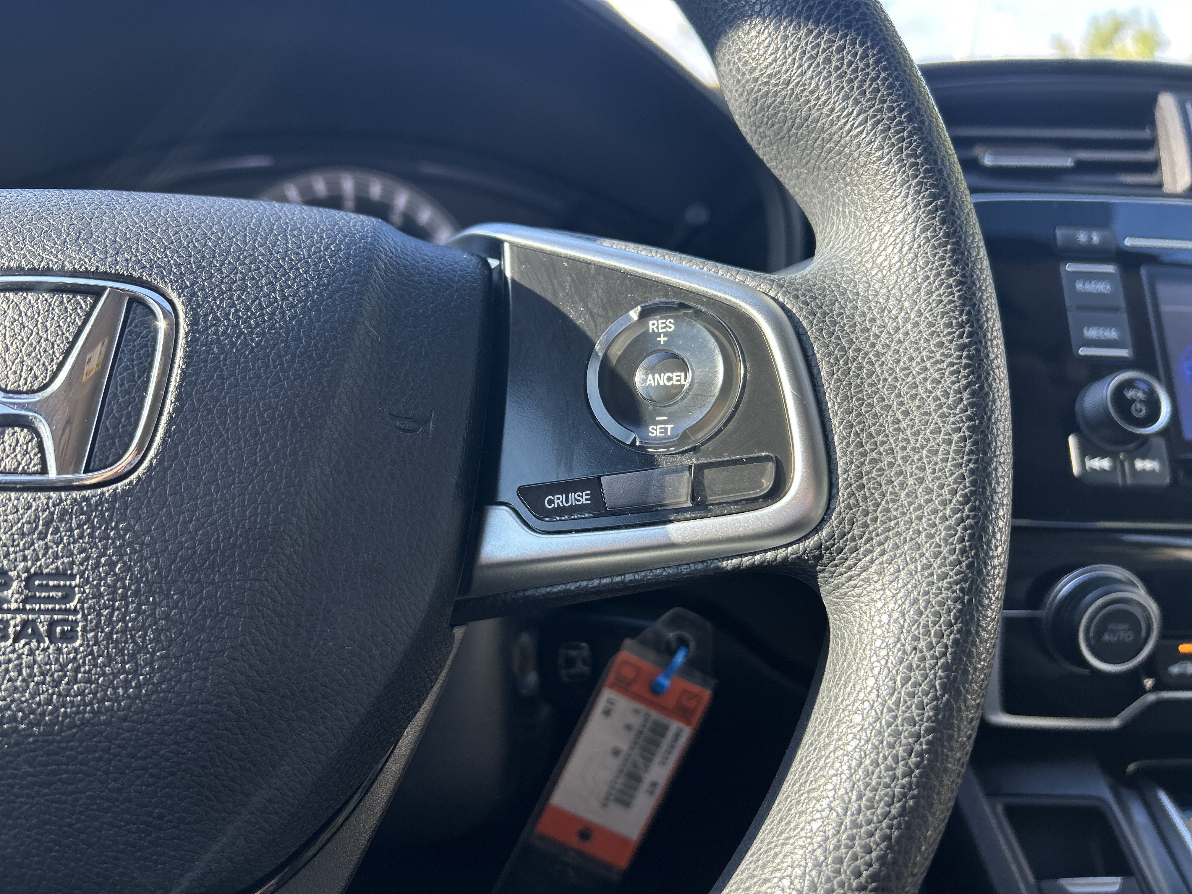 Used 2019 Honda CR-V LX image 19