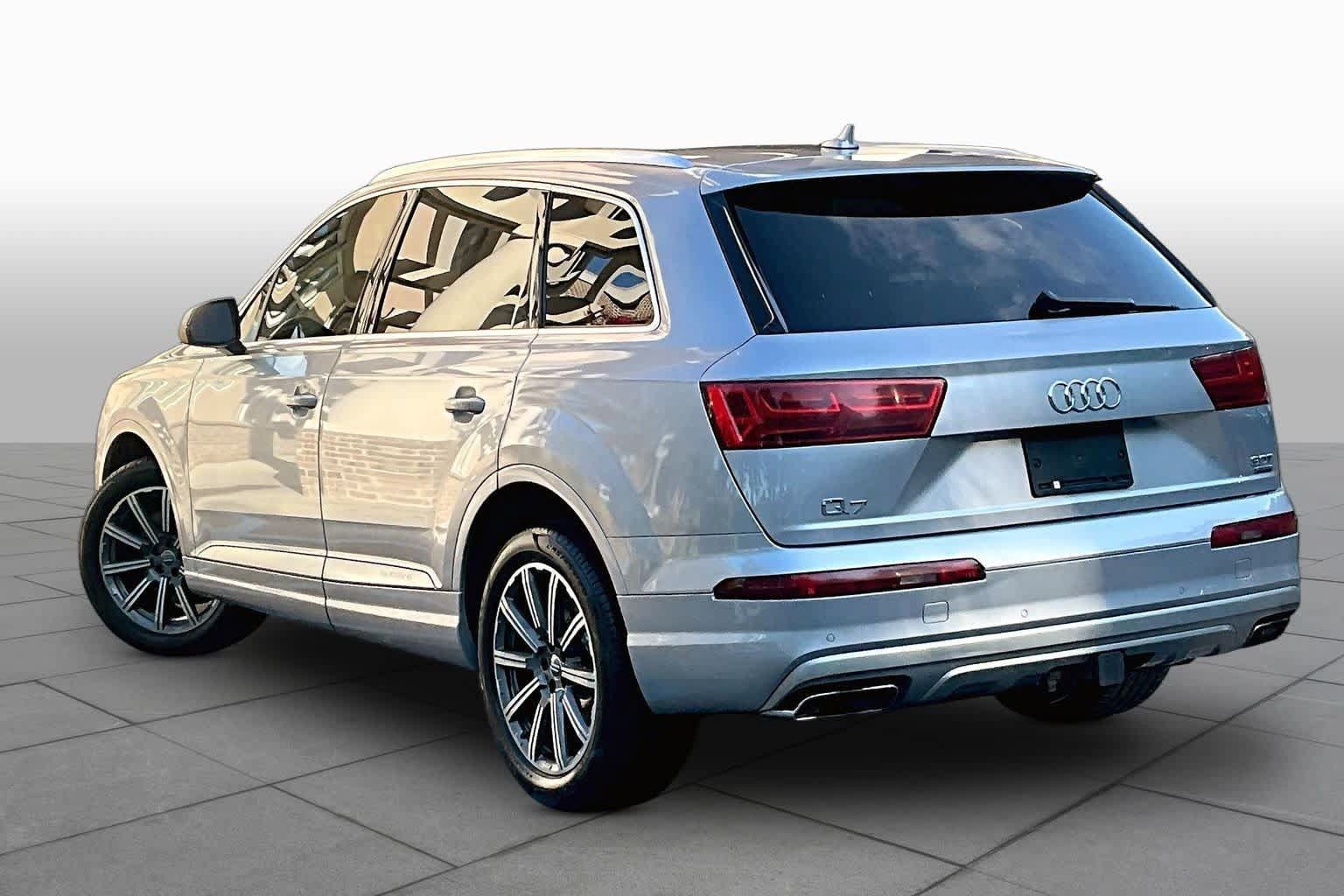Used 2018 Audi Q7 3.0T Prestige w/ Prestige Package AWD/4WD image 16