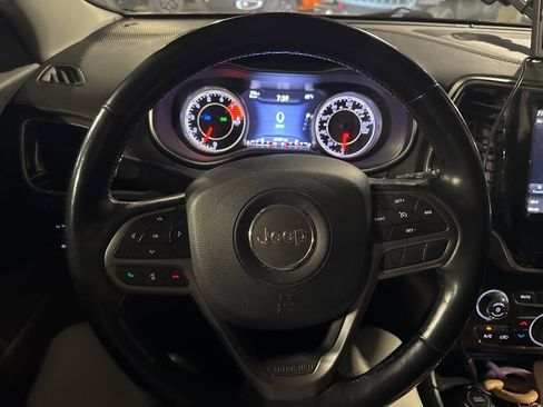 Used 2020 Jeep Cherokee Limited w/ Trailer Tow Group image 19