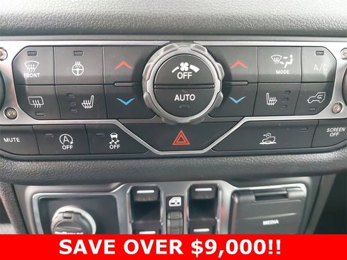 New 2025 Jeep Gladiator Sport image 21