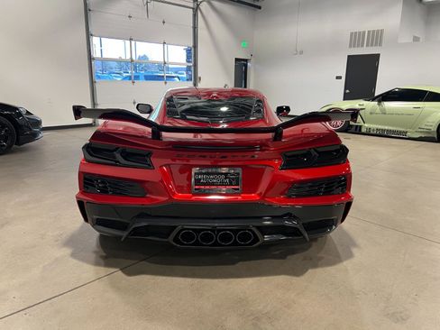 Used 2023 Chevrolet Corvette Z06 w/ Z07 Performance Package image 4