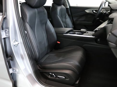 Used 2025 Acura TLX w/ Technology Package image 14