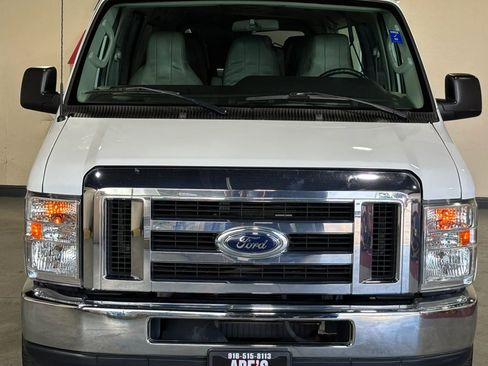 Used 2012 Ford E-350 and Econoline 350 XLT RWD image 5