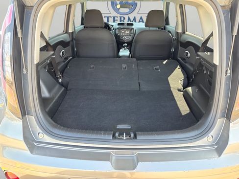 Used 2018 Kia Soul + FWD image 35