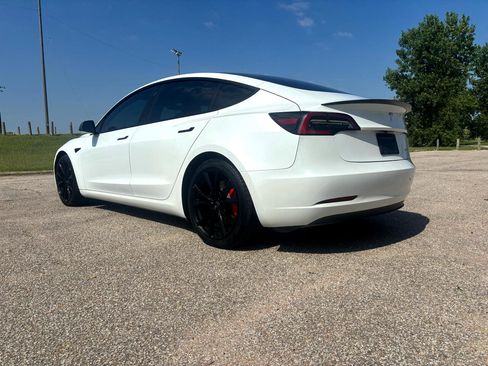 Used 2021 Tesla Model 3 Performance image 6