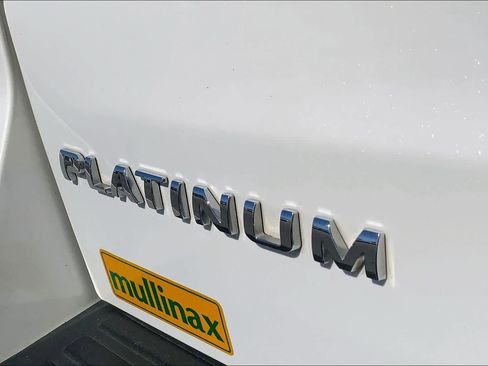 Certified 2024 Ford Expedition Platinum image 30