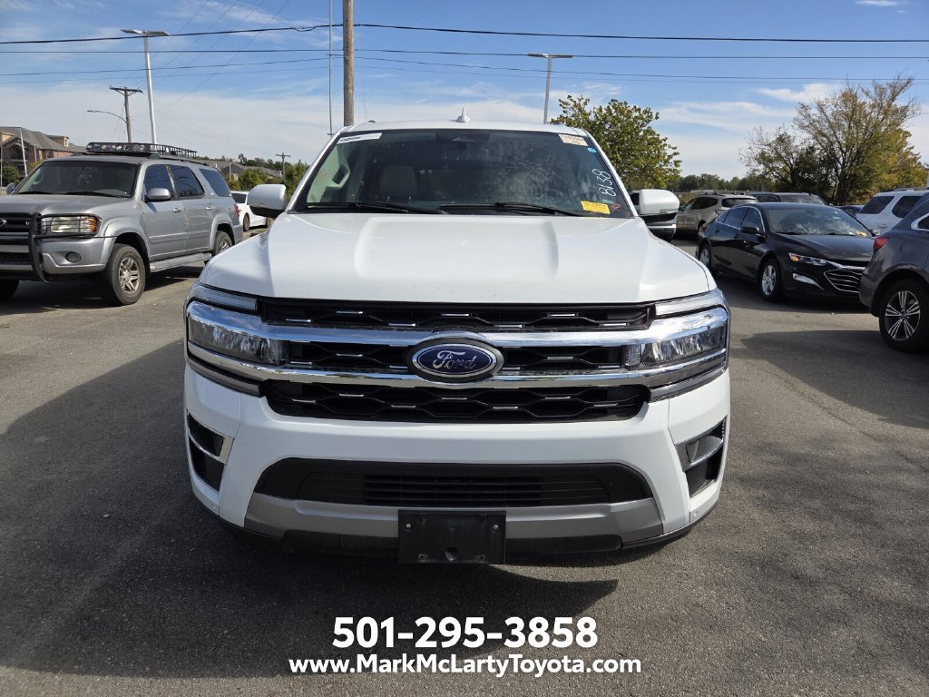 Used 2024 Ford Expedition Max Limited RWD image 2