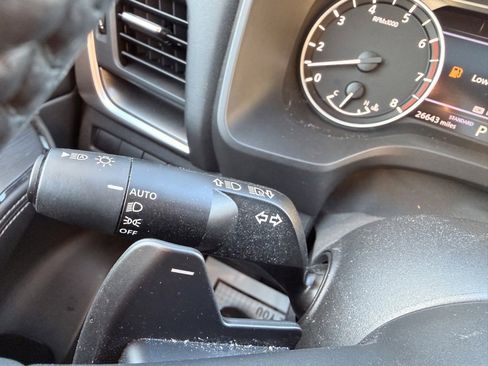 Used 2023 Nissan Rogue SV w/ SV Premium B Package image 15