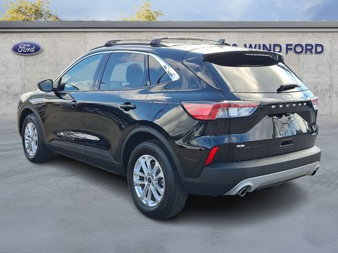 Used 2022 Ford Escape SE w/ Convenience Package AWD/4WD image 4
