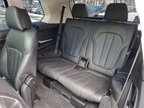 Used 2020 BMW X7 xDrive40i w/ Luxury Seating Package image 14