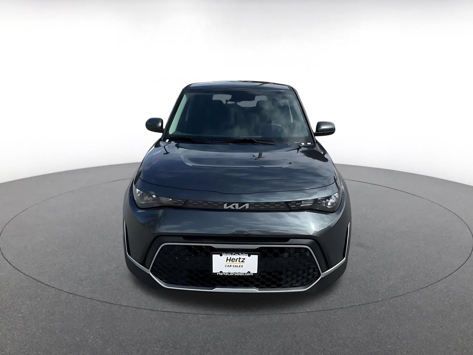 Used 2025 Kia Soul LX w/ LX Technology Package FWD image 4