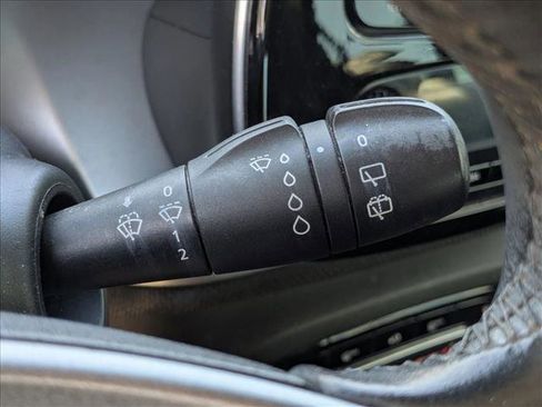 Used 2016 smart fortwo passion image 8